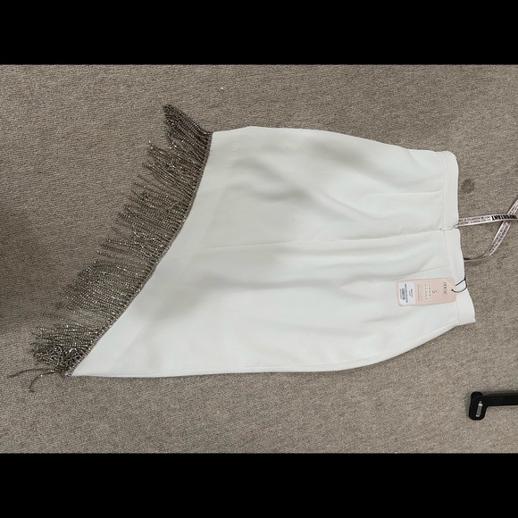 NWT/Box House of CB Zoia WHITE CREPE CRYSTAL SKIRT size Small. Bridal or events! - Picture 6 of 6